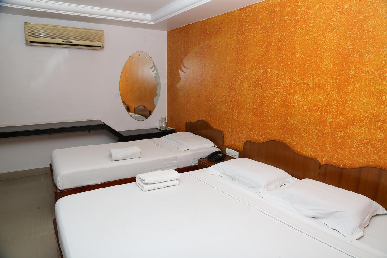 Sri Srinivasar Residency Hotel Vellore Exterior foto
