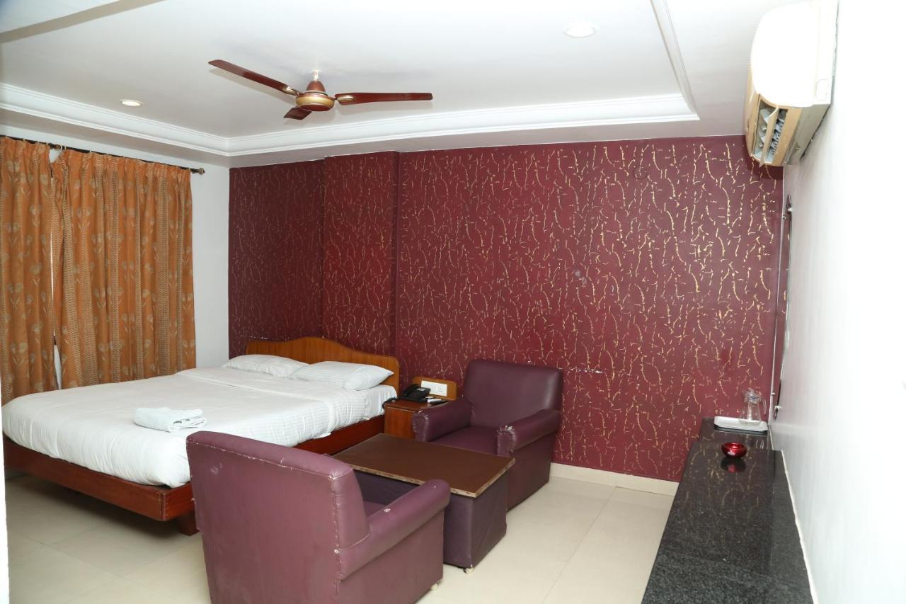 Sri Srinivasar Residency Hotel Vellore Exterior foto